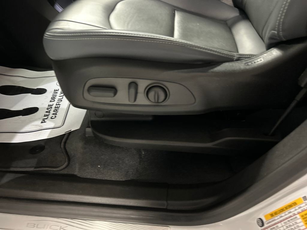 Used 2023 Buick Enclave Essence w/ Experience Buick Package image 13
