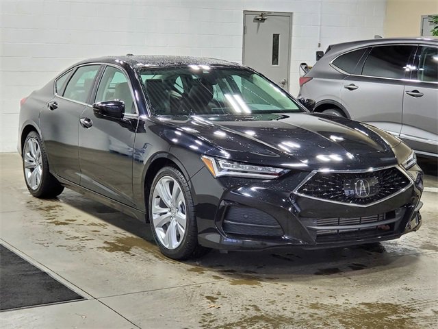 Used 2023 Acura TLX w/ Technology Package image 3