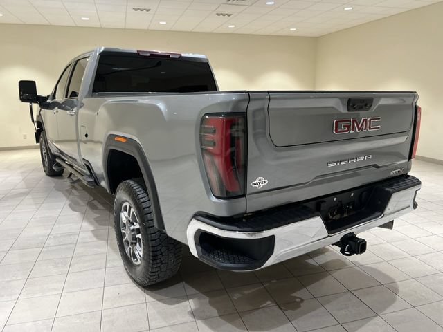 Used 2024 GMC Sierra 3500 SLT w/ SLT Convenience Package AWD/4WD image 3