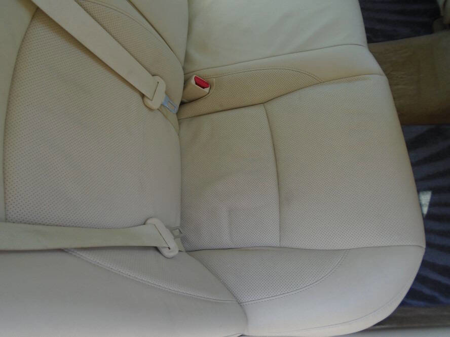 Used 2010 Lexus ES 350 image 23