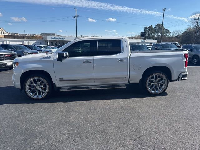 Used 2022 Chevrolet Silverado 1500 High Country w/ High Country Premium Package AWD/4WD image 19
