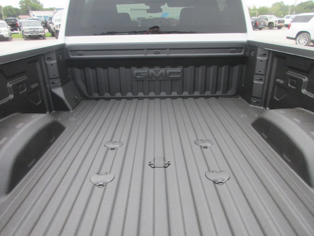 New 2026 GMC Sierra 2500 SLT AWD/4WD image 6