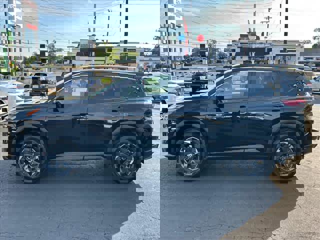 Used 2026 Nissan Rogue SV image 6