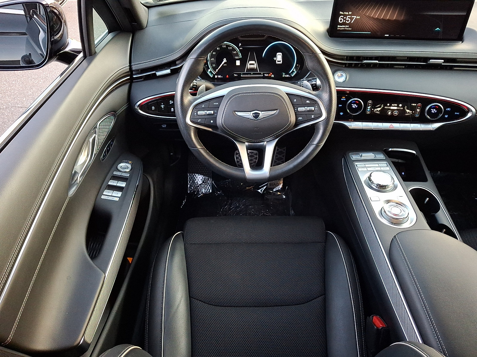 Certified 2024 Genesis GV70 2.5T w/ Sport Prestige Package AWD/4WD image 10
