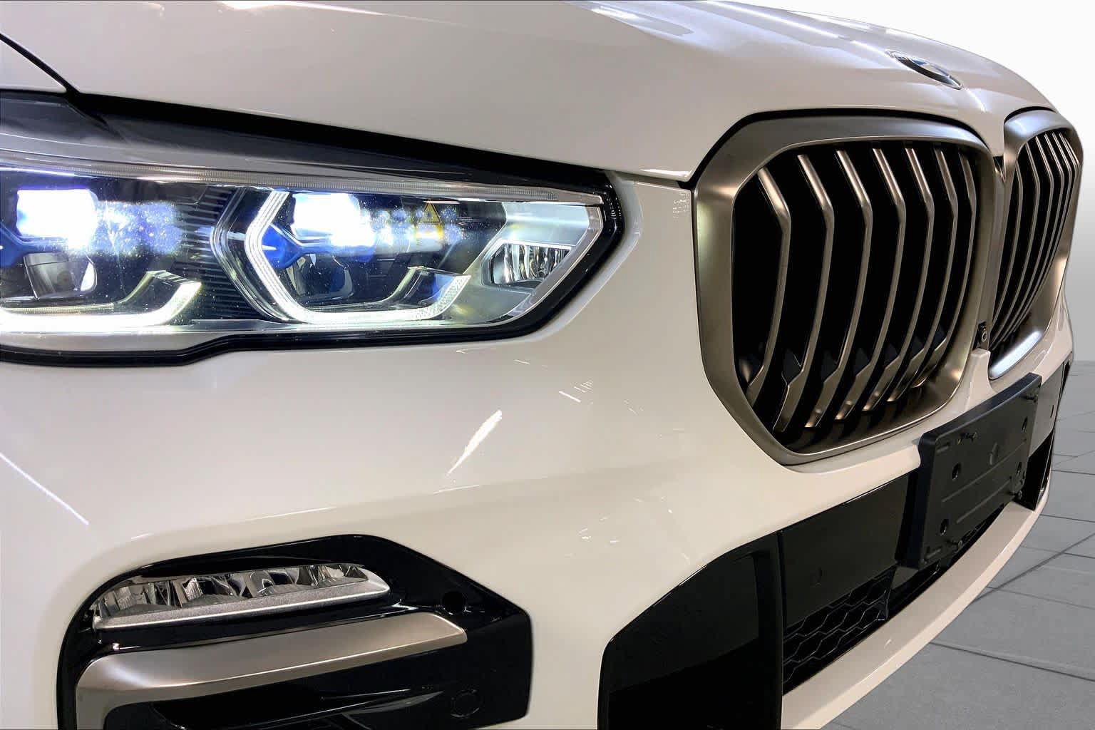 Used 2020 BMW X5 M50i w/ Executive Package AWD/4WD image 32