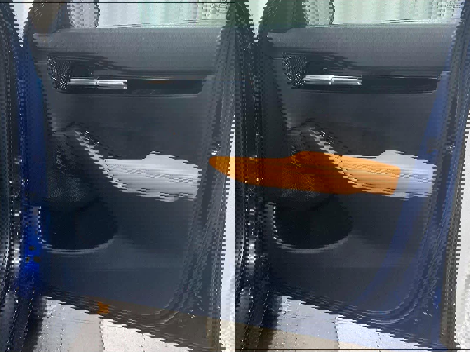 Used 2025 Kia Seltos EX w/ EX Sunroof Package image 12