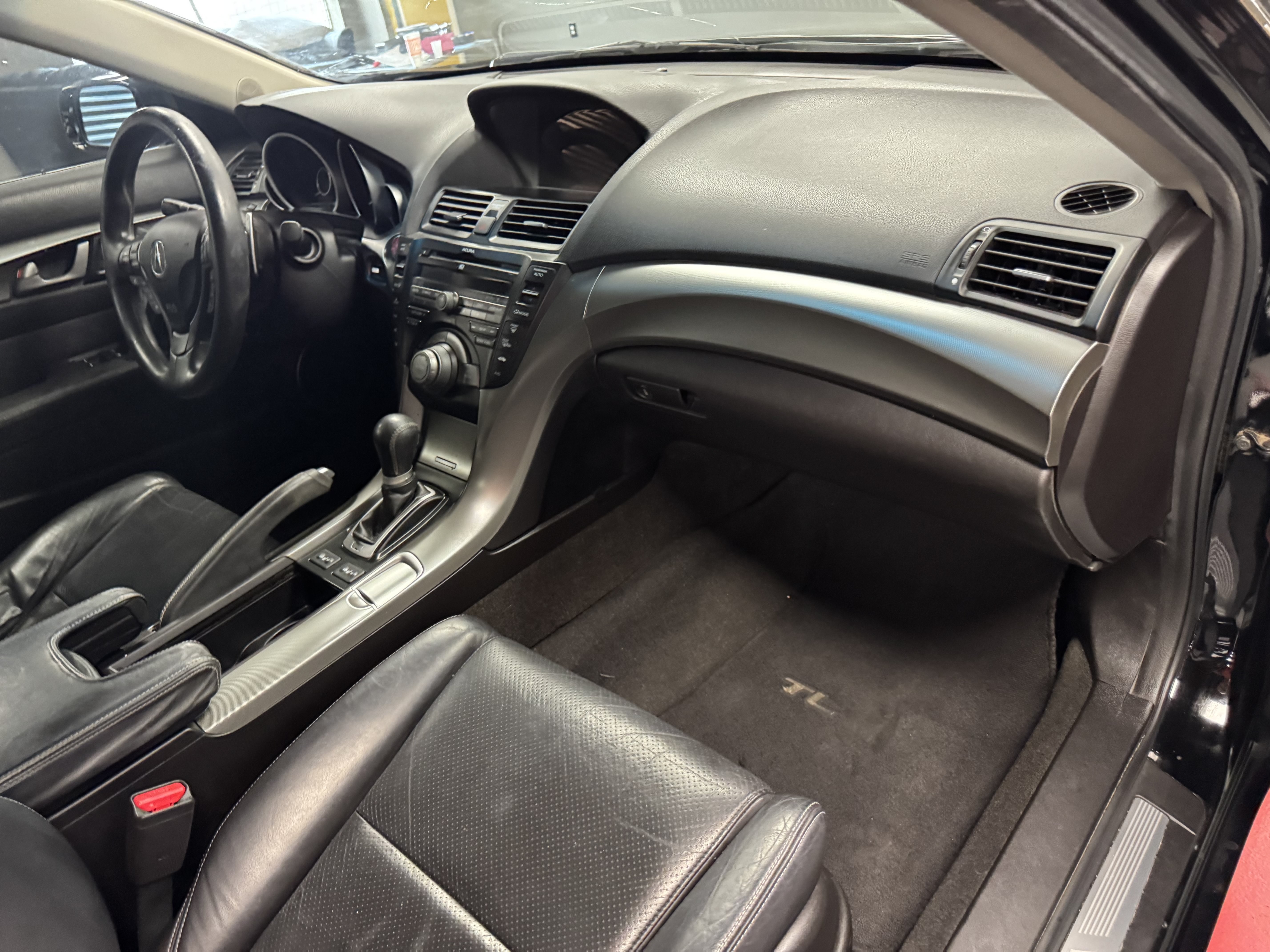 Used 2009 Acura TL SH-AWD image 12
