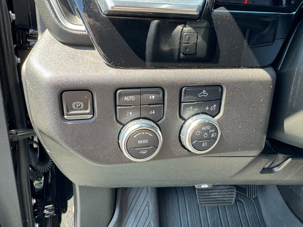 Used 2022 GMC Sierra 1500 Elevation AWD/4WD image 25