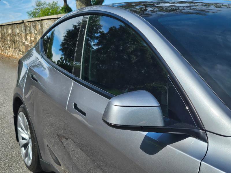 Used 2026 Tesla Model Y AWD image 21