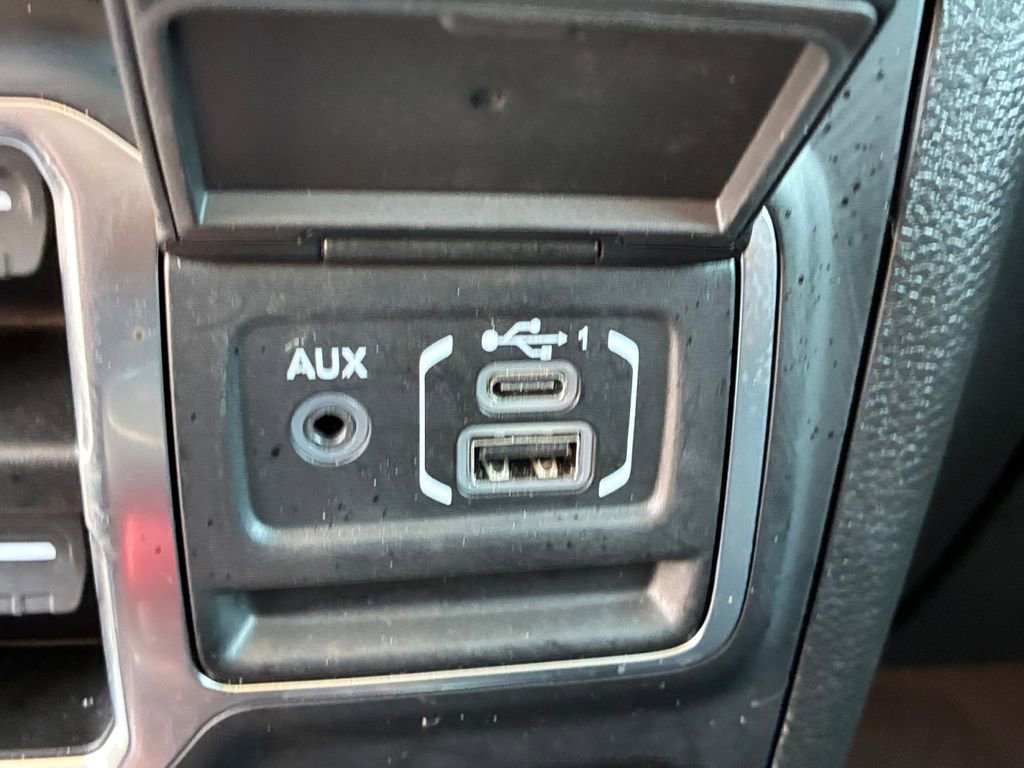 Used 2023 Jeep Wrangler Sport S image 6