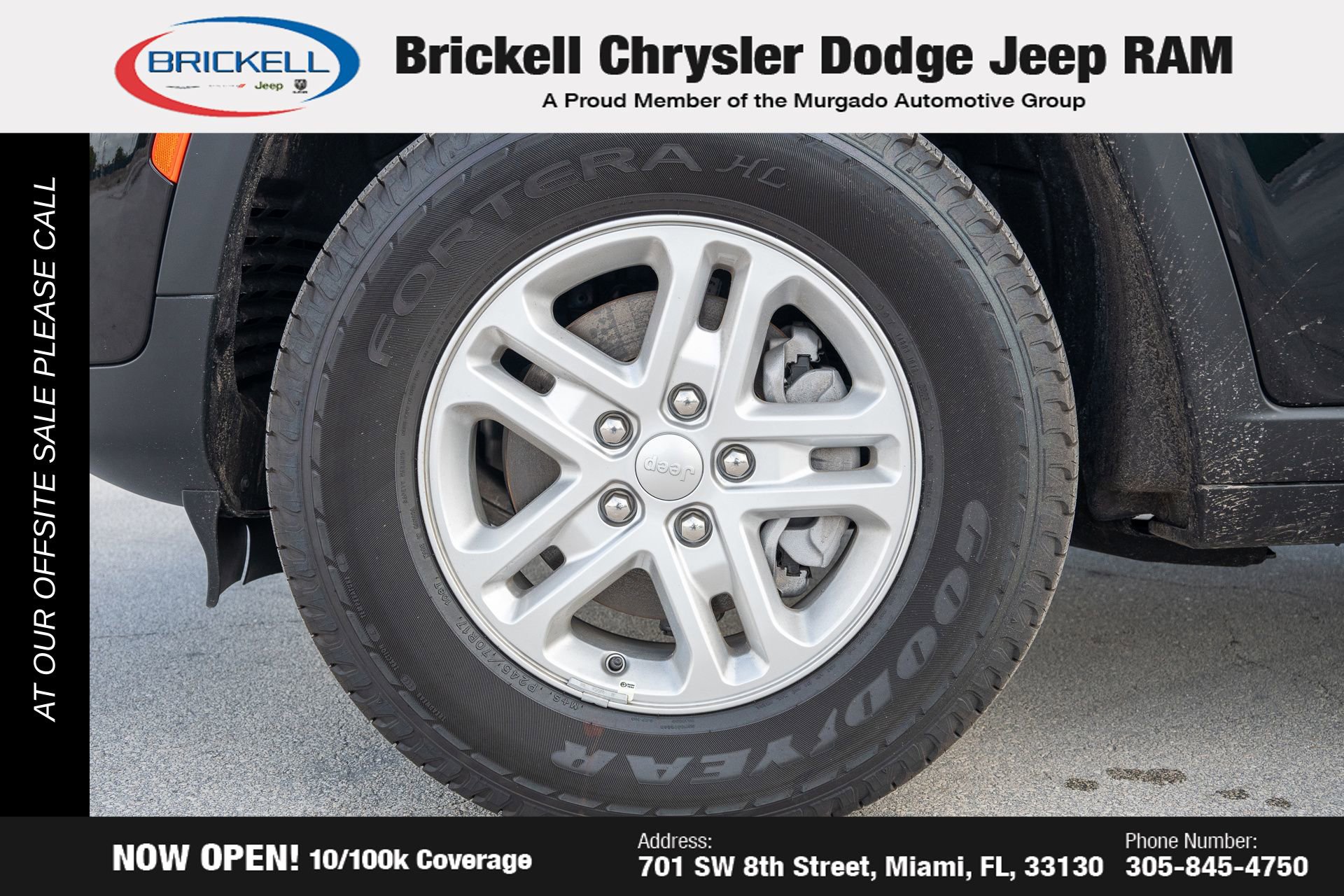 Used 2025 Jeep Grand Cherokee Laredo image 31