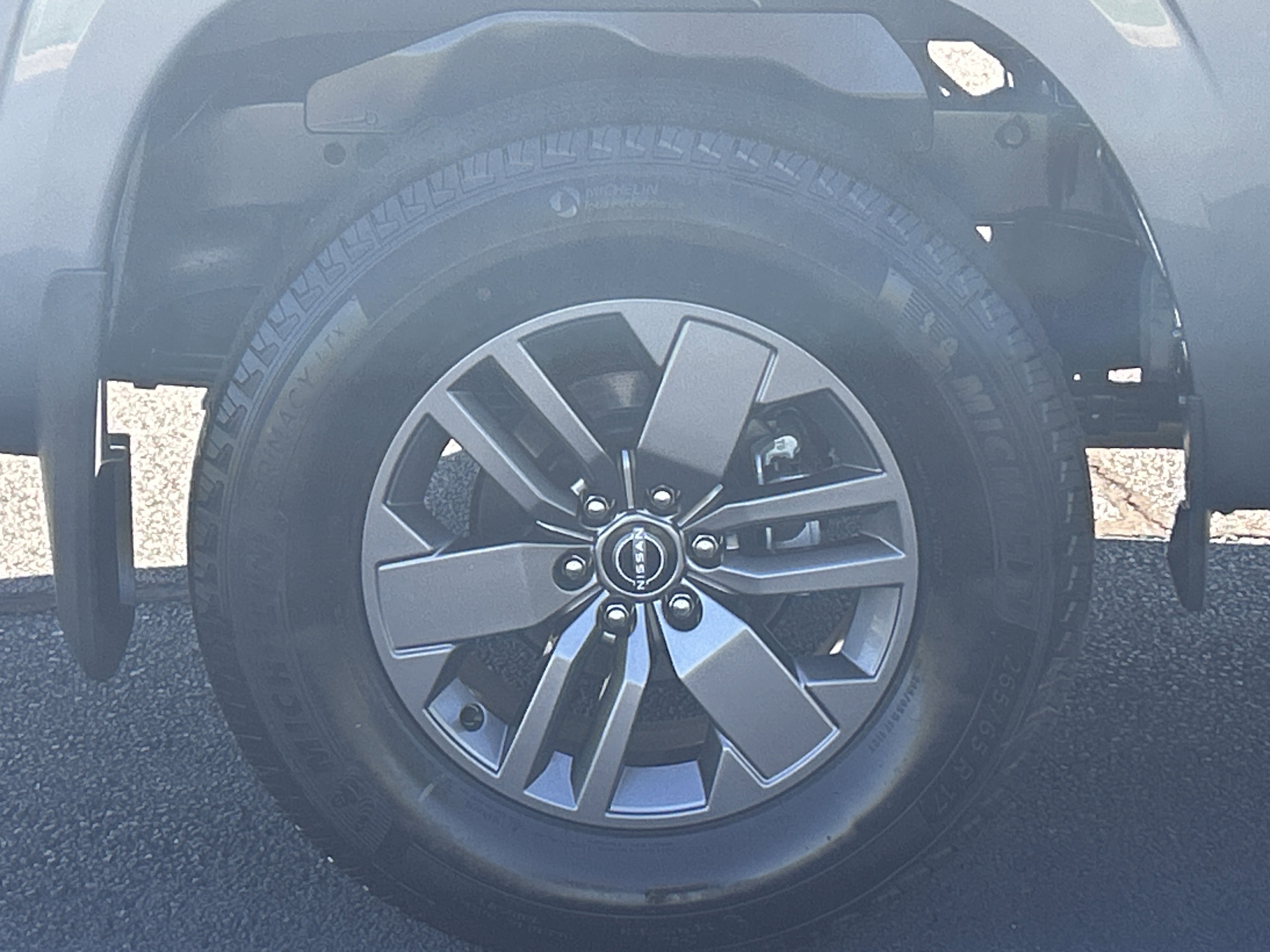 Used 2025 Nissan Frontier SV RWD image 34