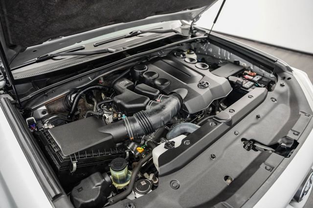 Used 2019 Toyota 4Runner SR5 RWD image 45