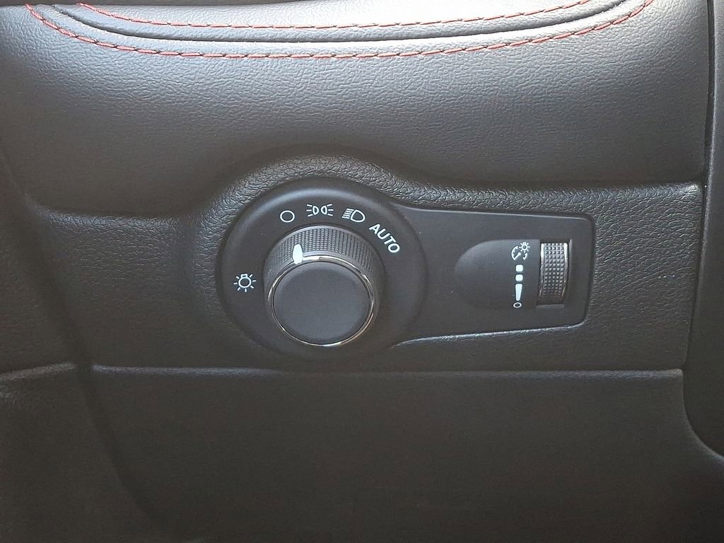 Used 2024 Dodge Durango GT image 26