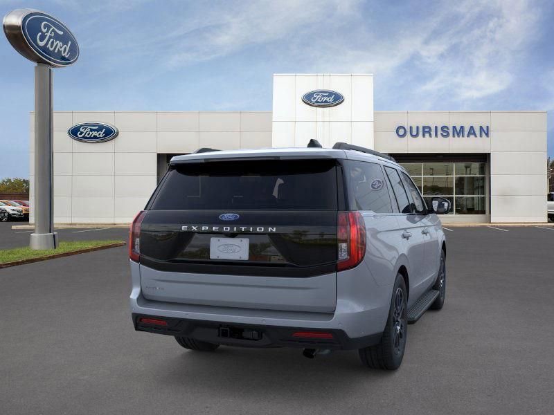New 2025 Ford Expedition Active image 7
