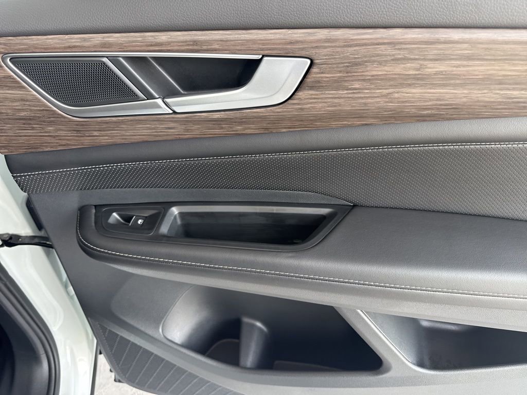 Used 2024 Volkswagen Atlas SEL image 21