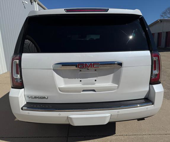 Used 2016 GMC Yukon Denali w/ Open Road Package image 10