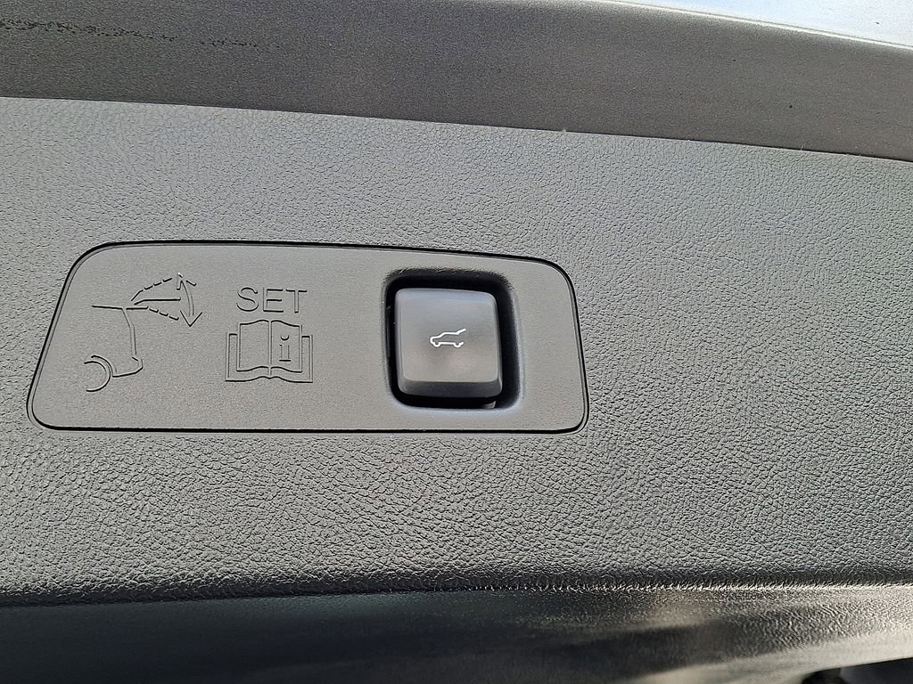 Used 2022 Lincoln Corsair AWD w/ Premium Package image 31