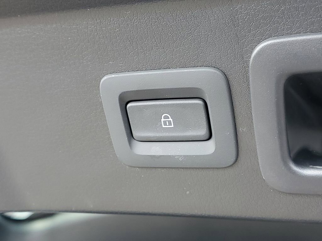 Used 2025 MAZDA CX-30 AWD 2.5 S w/ Preferred Package image 9