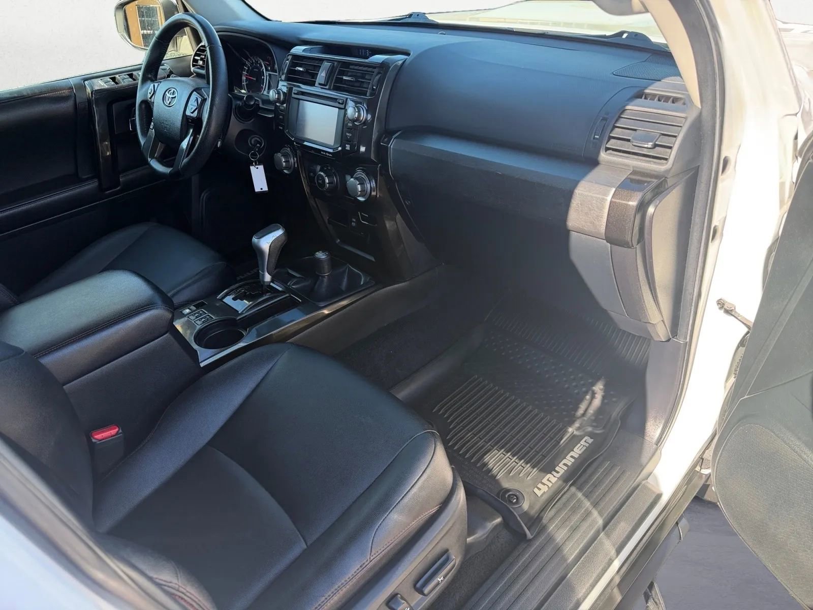 Used 2016 Toyota 4Runner TRD Pro AWD/4WD image 28