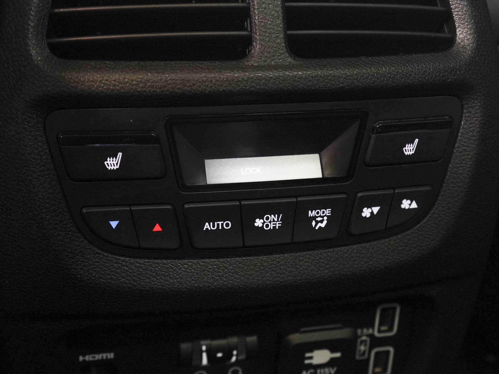 Used 2019 Honda Pilot Touring image 18