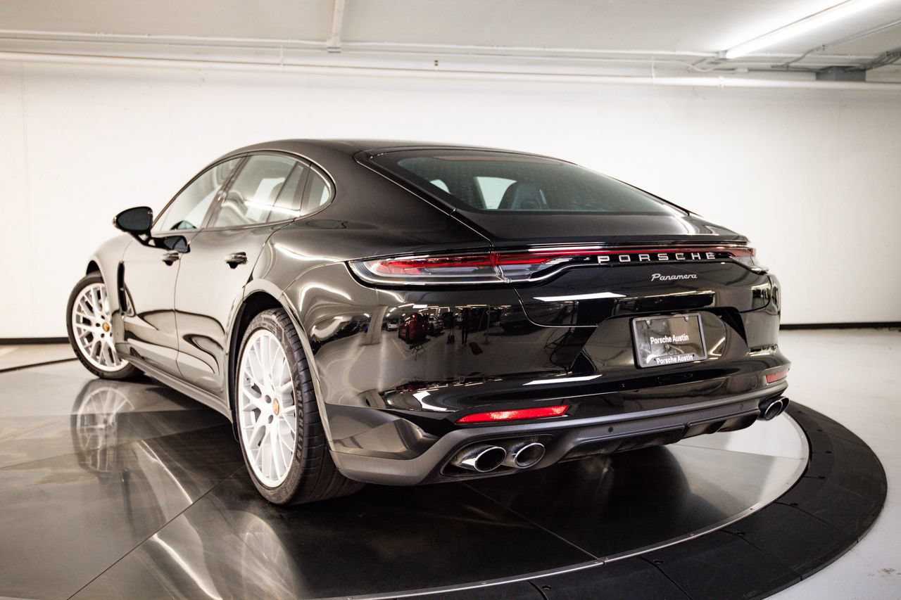 Certified 2023 Porsche Panamera image 3