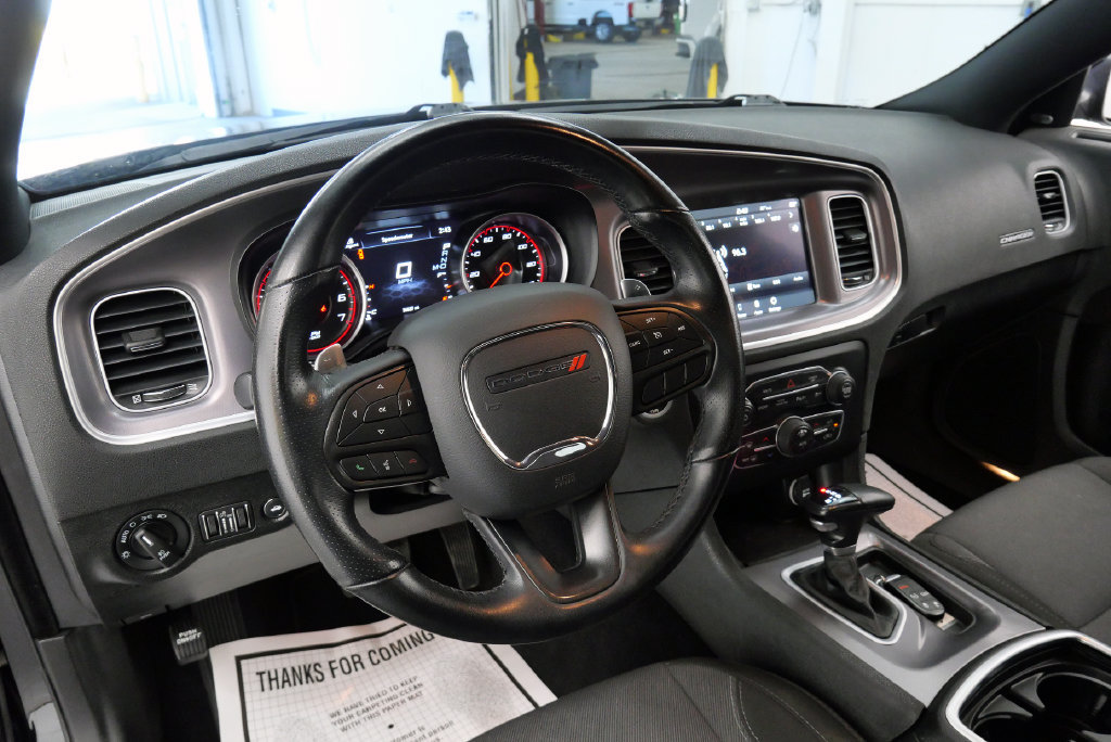 Used 2022 Dodge Charger SXT AWD/4WD image 12