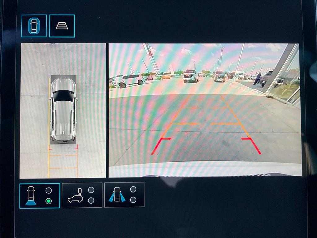 Used 2024 GMC Acadia Elevation FWD image 8