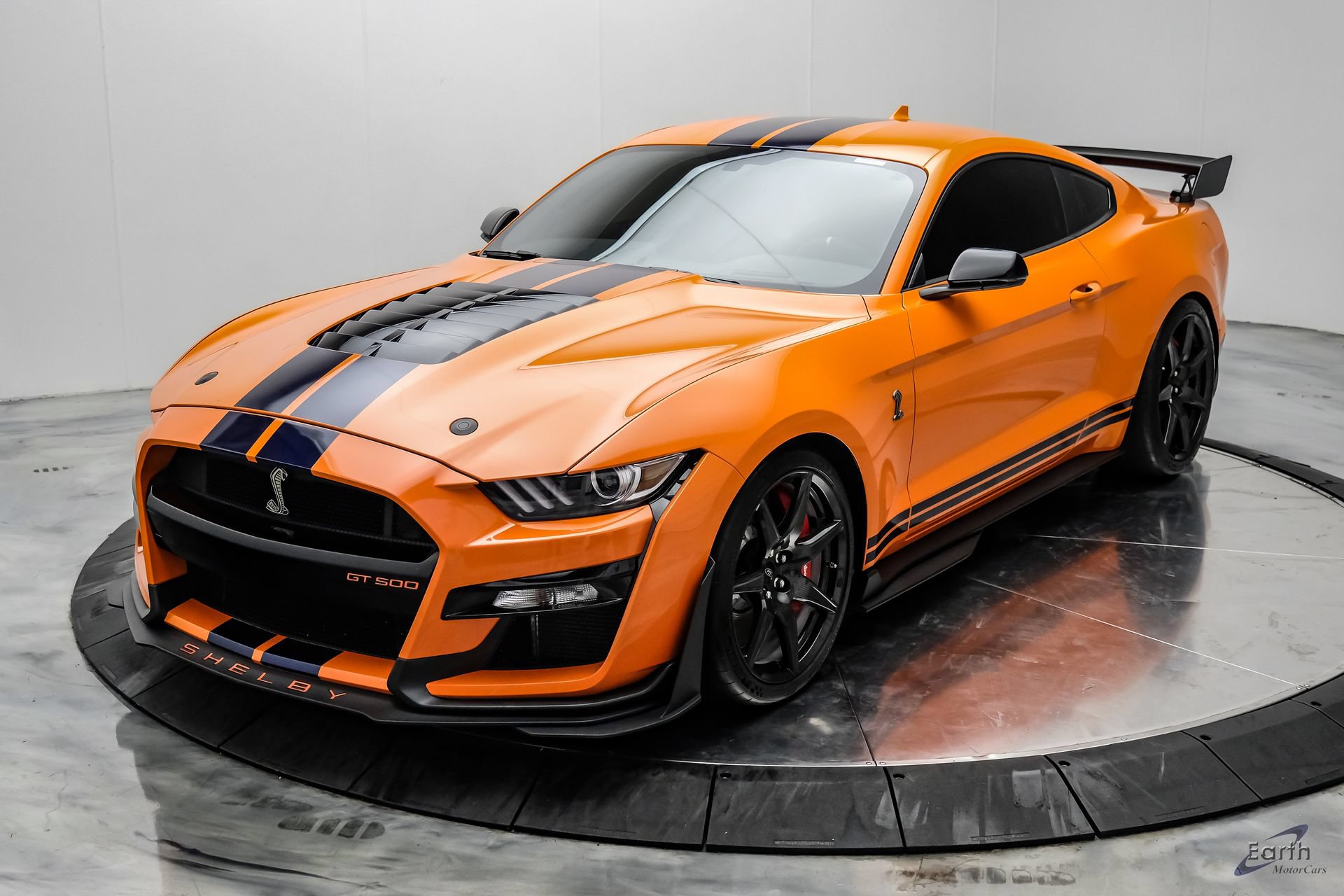 Used 2020 Ford Mustang Shelby GT500 w/ Carbon Fiber Track Pack RWD image 7