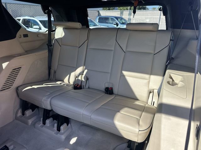 Used 2024 Cadillac Escalade Premium Luxury image 42
