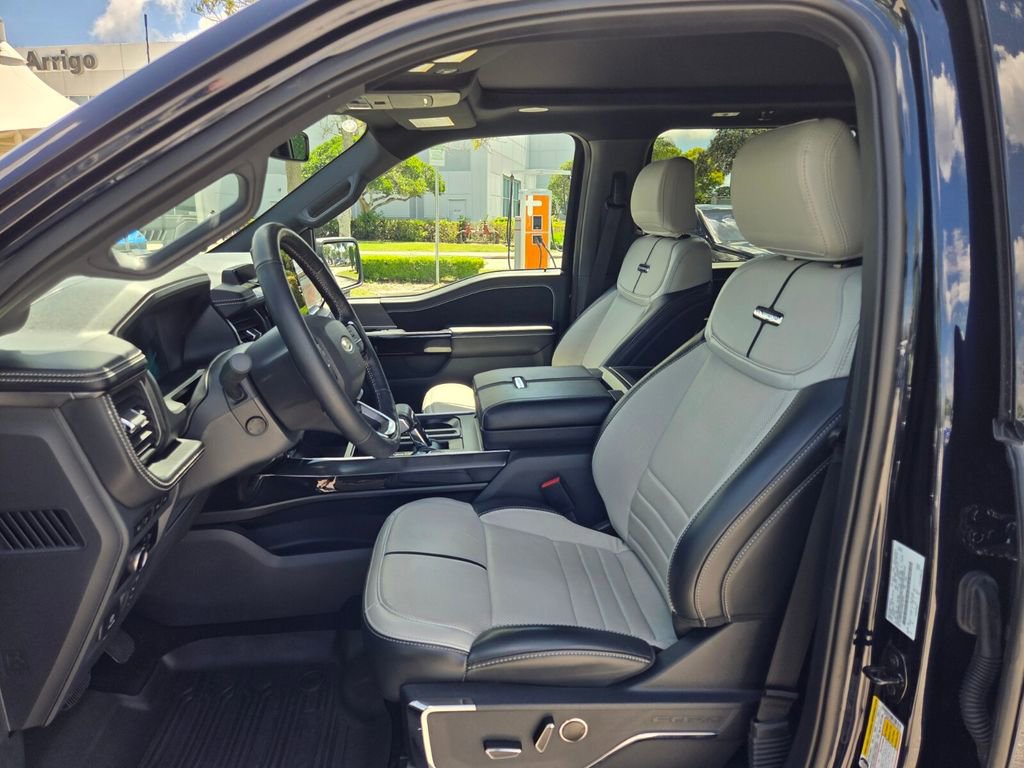 Used 2023 Ford F150 Lightning Platinum AWD/4WD image 11