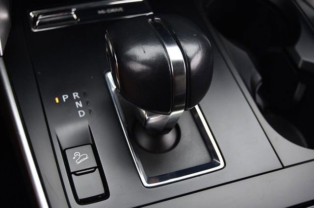 Used 2024 MAZDA CX-90 3.3 Turbo w/ Select Package image 17