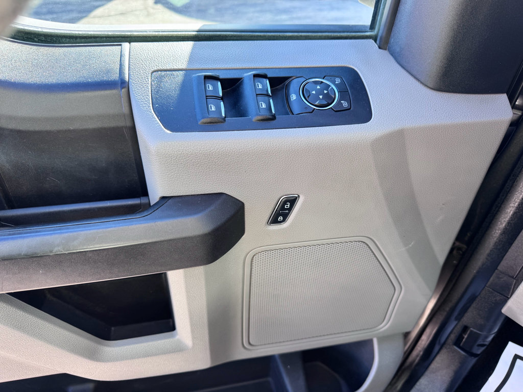 Used 2017 Ford F150 XL w/ Equipment Group 101A Mid image 16