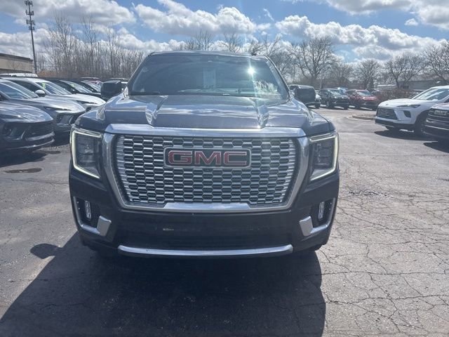 Certified 2024 GMC Yukon Denali w/ Advanced Technology Package AWD/4WD image 3