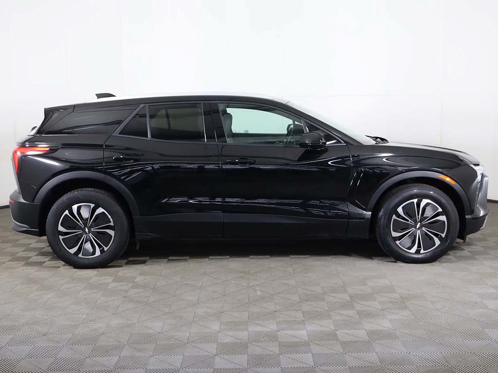 Used 2024 Chevrolet Blazer EV LT AWD/4WD image 20