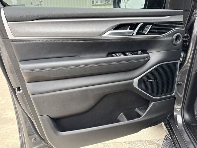 New 2025 Jeep Wagoneer Series II AWD/4WD image 12