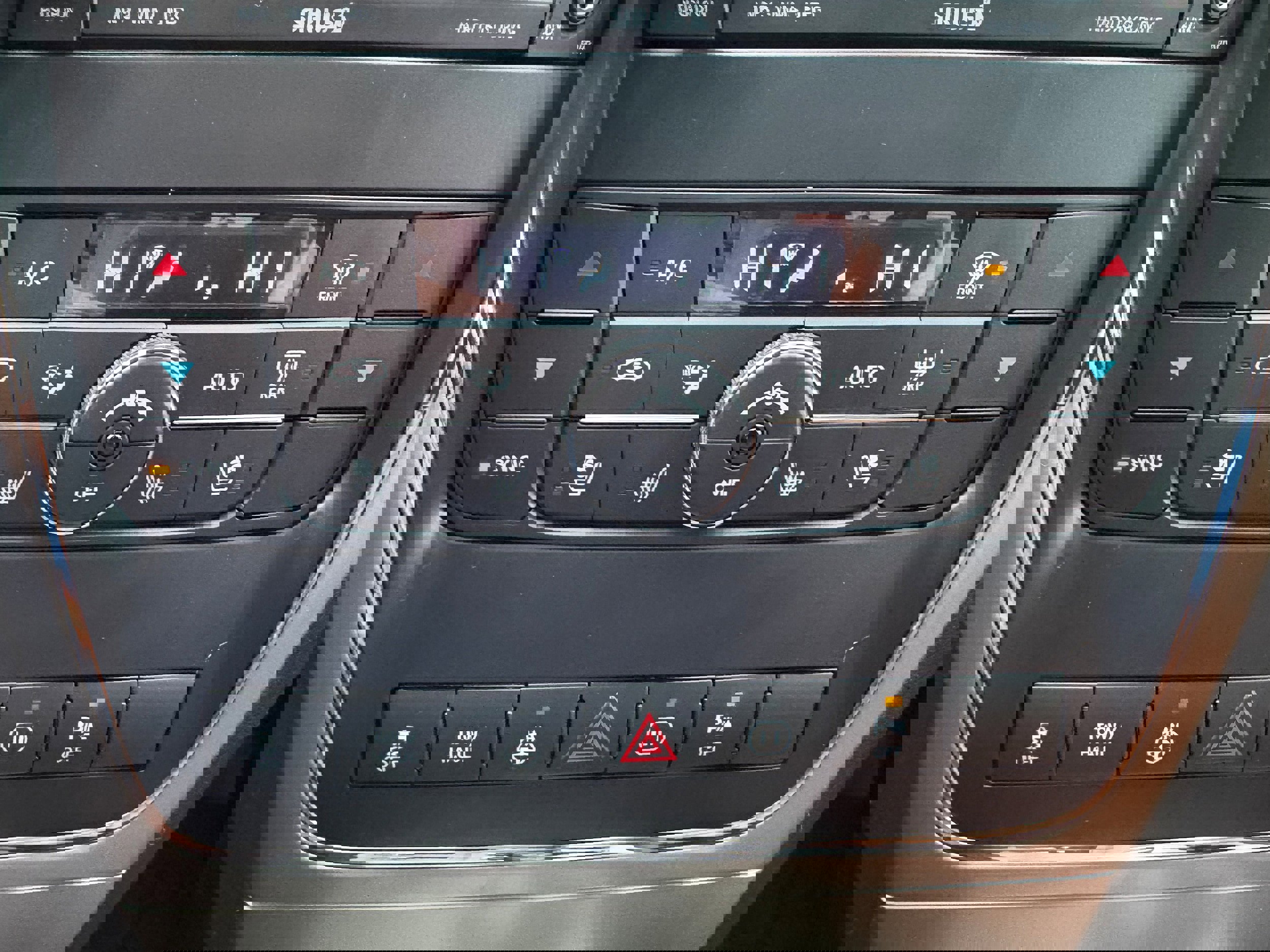 Used 2012 Jeep Grand Cherokee Overland image 39