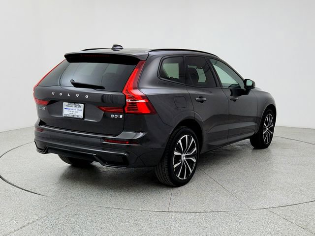 Certified 2023 Volvo XC60 B5 Plus w/ Climate Package image 5