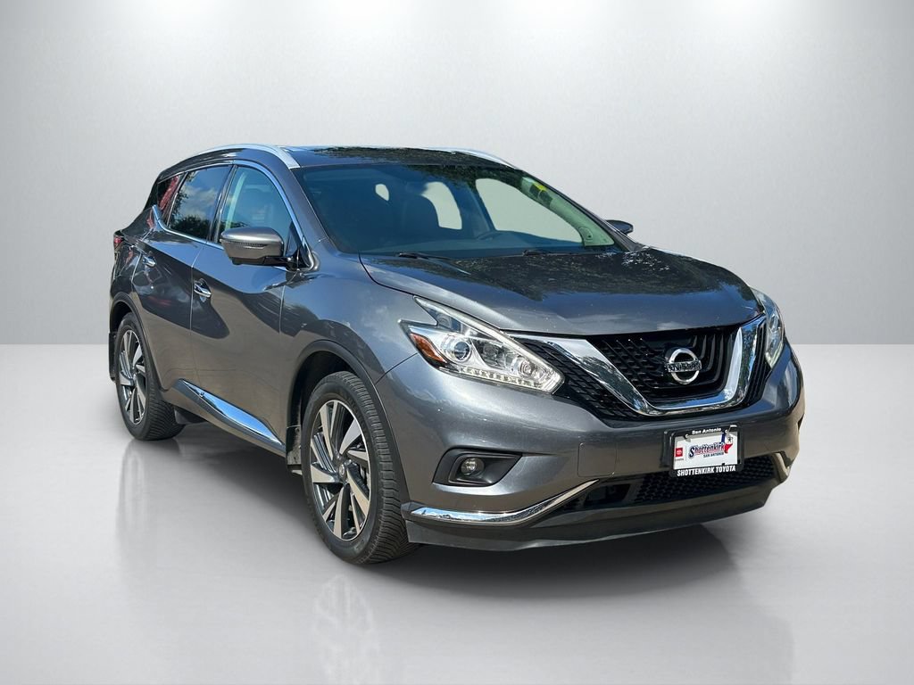 Used 2017 Nissan Murano Platinum w/ Platinum Technology Package FWD image 3