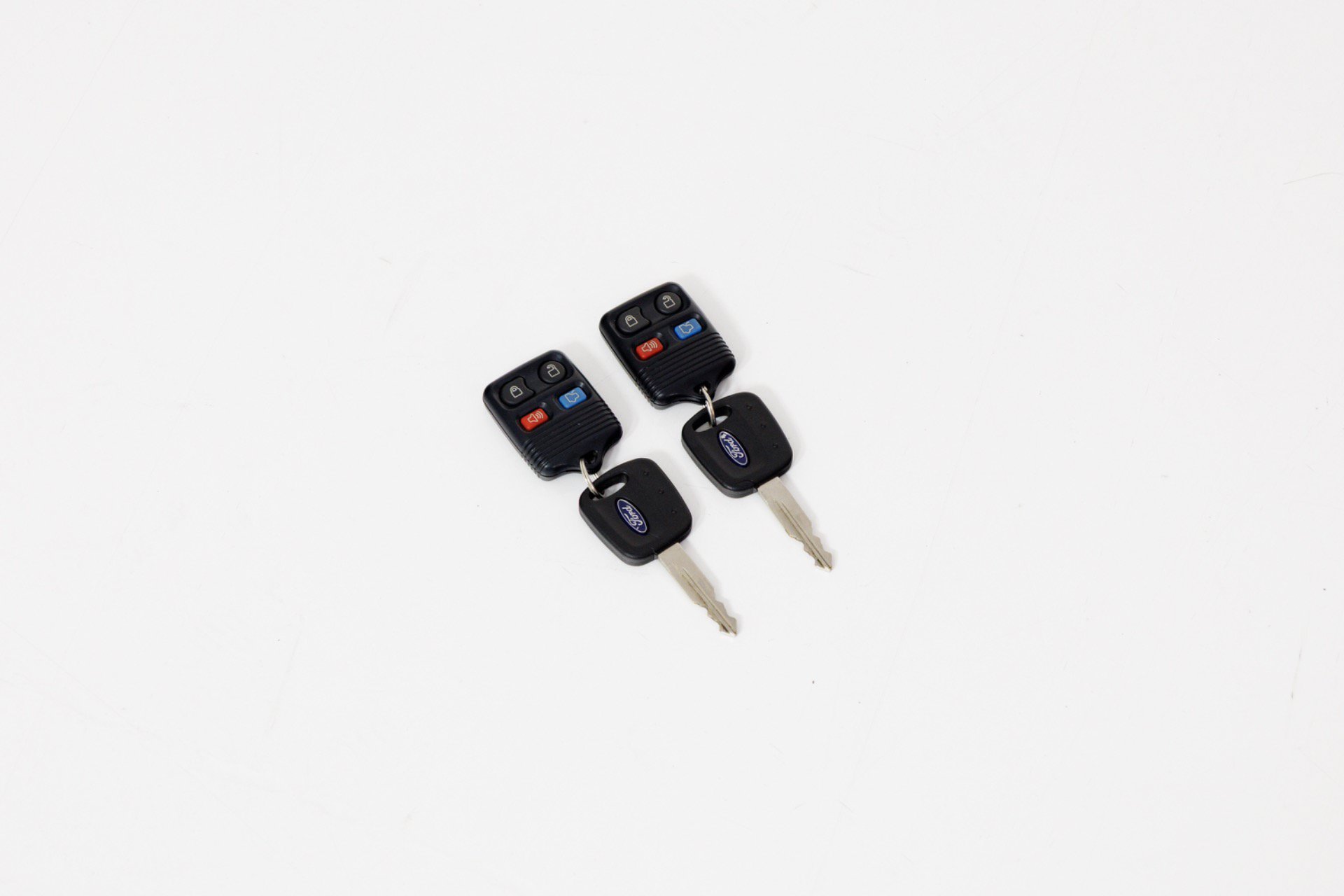 Used 2006 Ford GT RWD image 92
