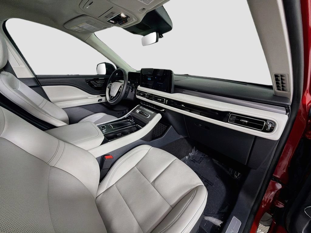 Used 2026 Lincoln Aviator 2WD image 30