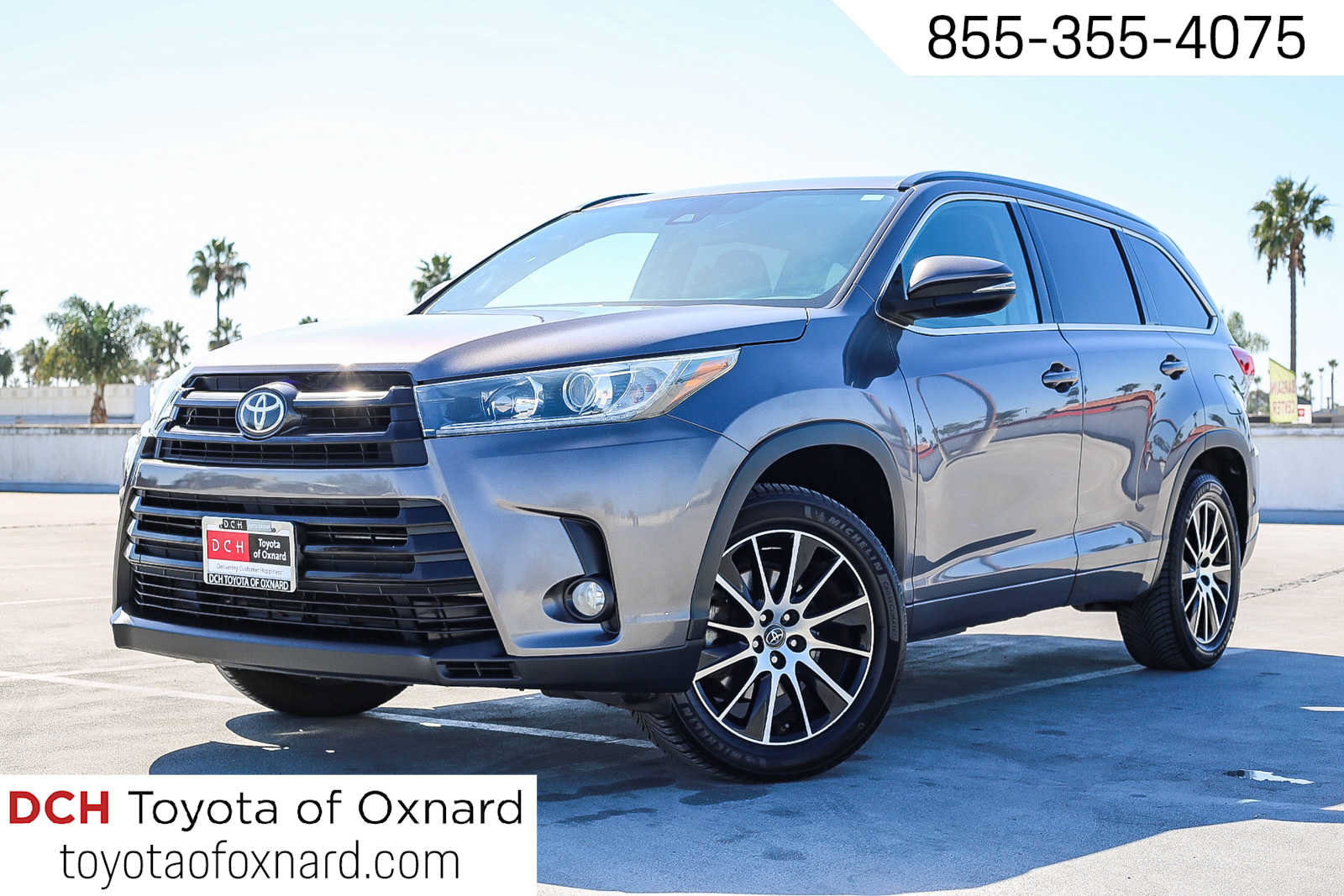 Used 2018 Toyota Highlander SE w/ Carpet Mat Package (TMS) FWD image 1