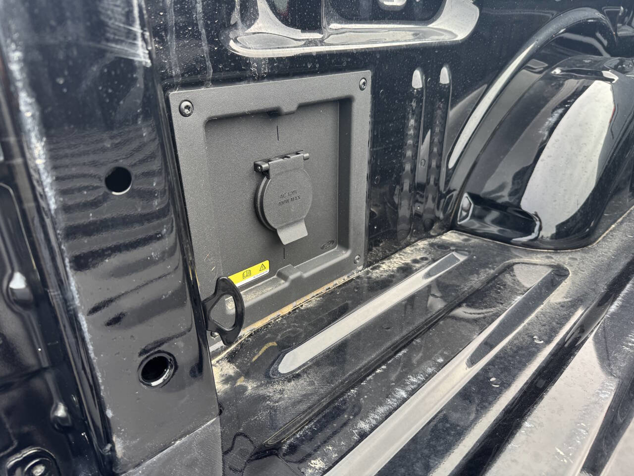 Used 2025 Ford F150 Lariat image 17