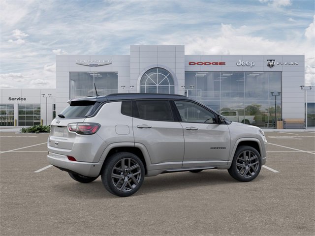 New 2025 Jeep Compass Limited w/ High Altitude Package image 4