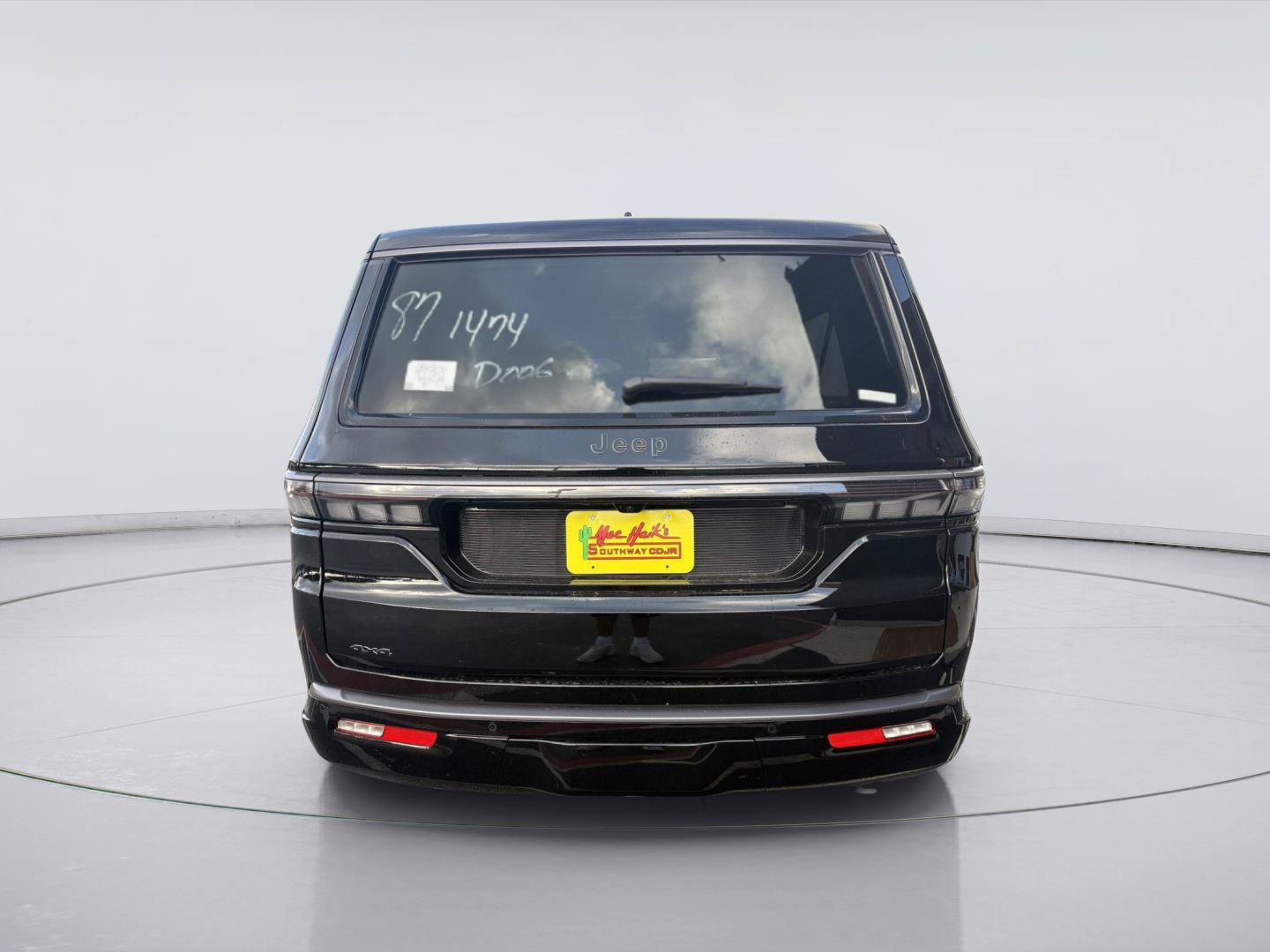 New 2026 Jeep Grand Wagoneer L Limited AWD/4WD image 6
