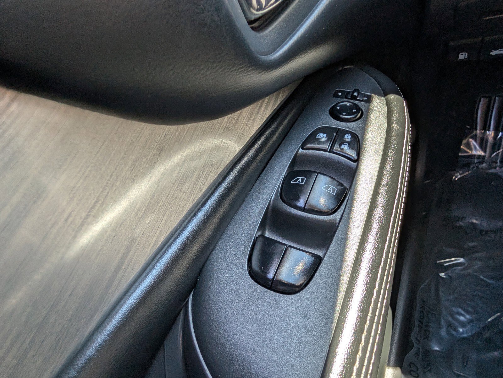 Used 2018 Nissan Murano SV FWD image 34