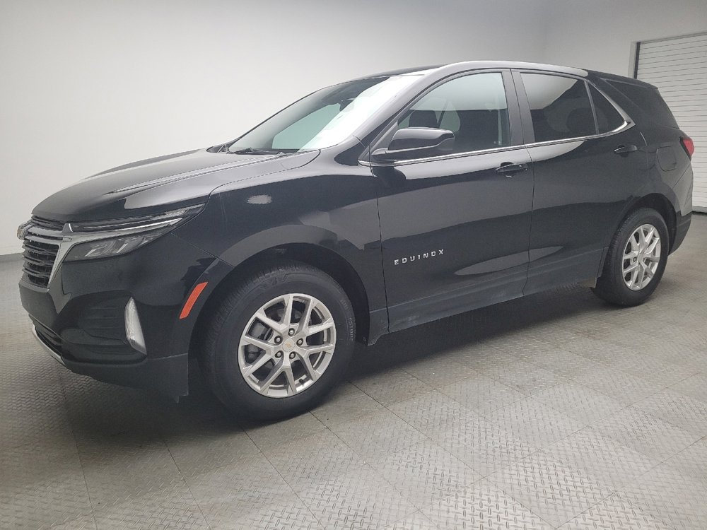 Used 2022 Chevrolet Equinox LT image 2