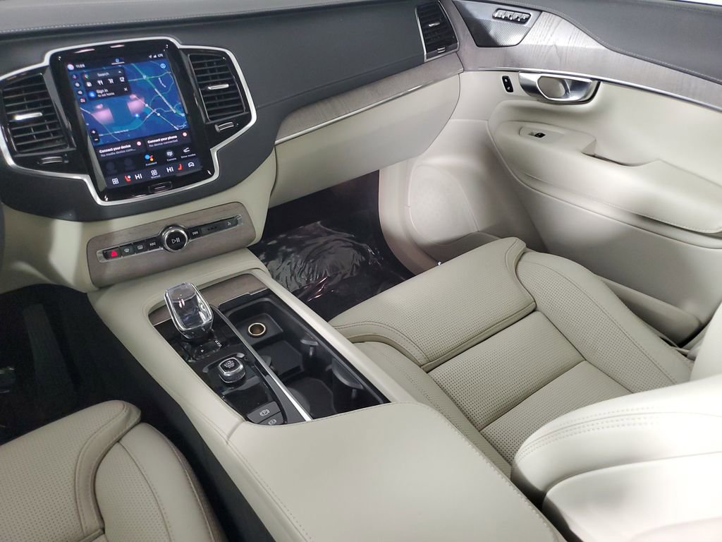 Certified 2024 Volvo XC90 B6 Ultimate w/ Protection Package Premier image 20