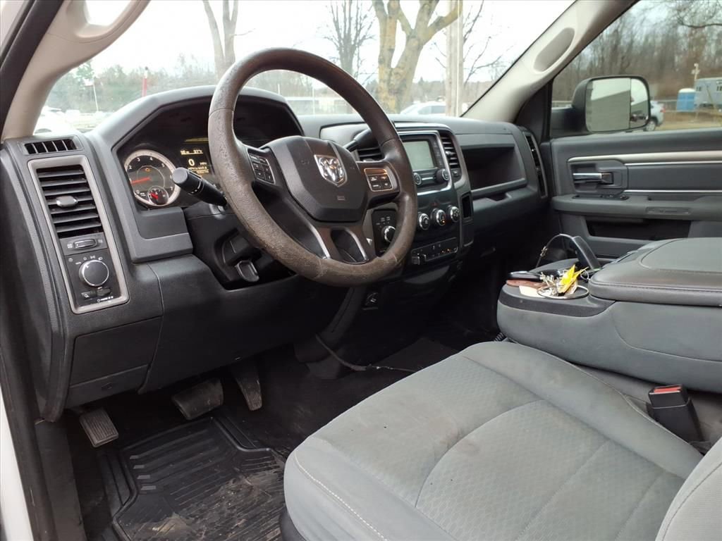 Used 2016 RAM 3500 Tradesman w/ Chrome Appearance Group image 11