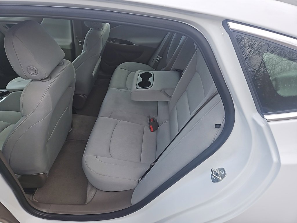 Used 2024 Chevrolet Malibu LT image 24